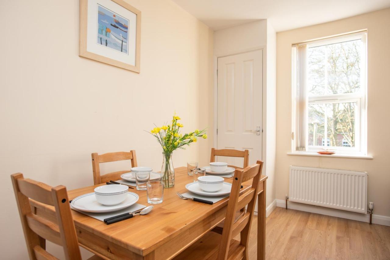 Cowley Spacious Flat With Parking, Oxford Exteriér fotografie